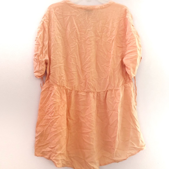 Torrid Peach Ruched Sleeve Button Babydoll Top - 0 - Picture 3 of 8